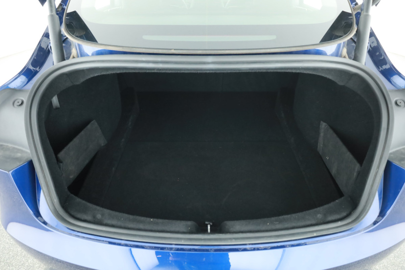 Tesla Model 3, 2023