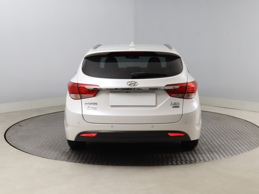 Hyundai i40, 2014