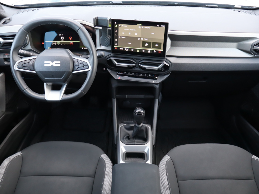 Dacia Bigster, 2025