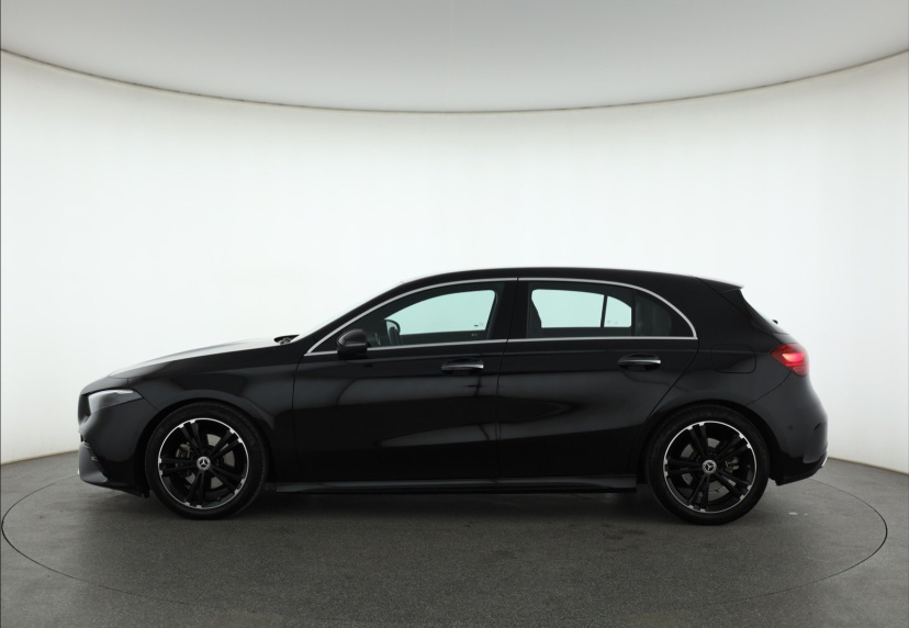 Mercedes-Benz A, 2024