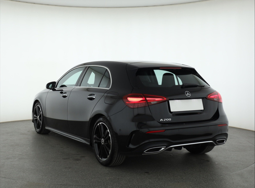 Mercedes-Benz A, 2024