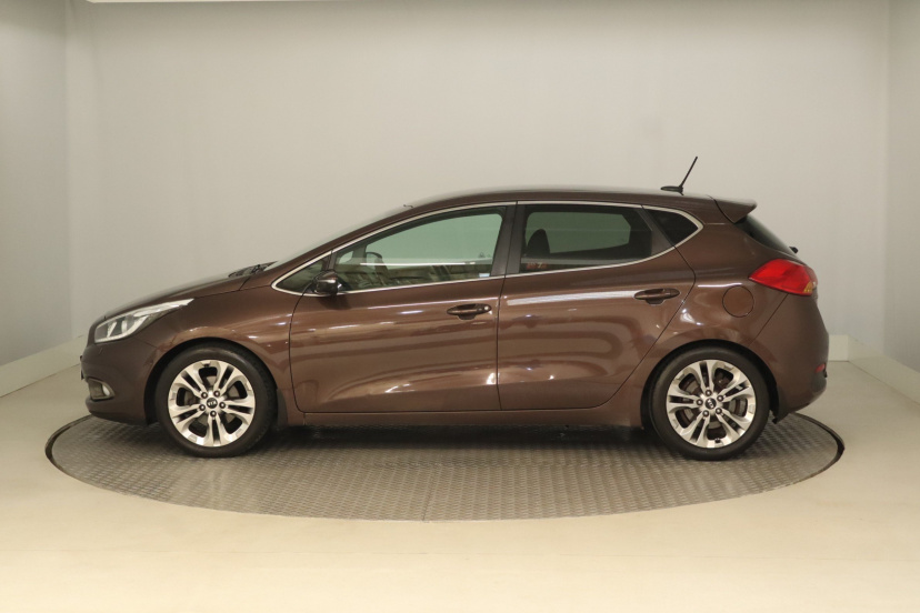 Kia Ceed, 2013