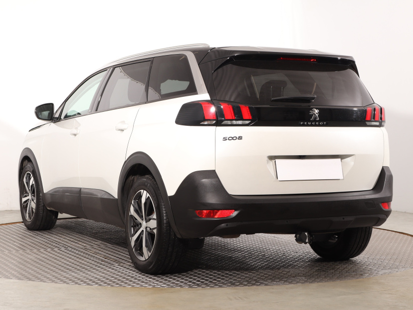 Peugeot 5008, 2020
