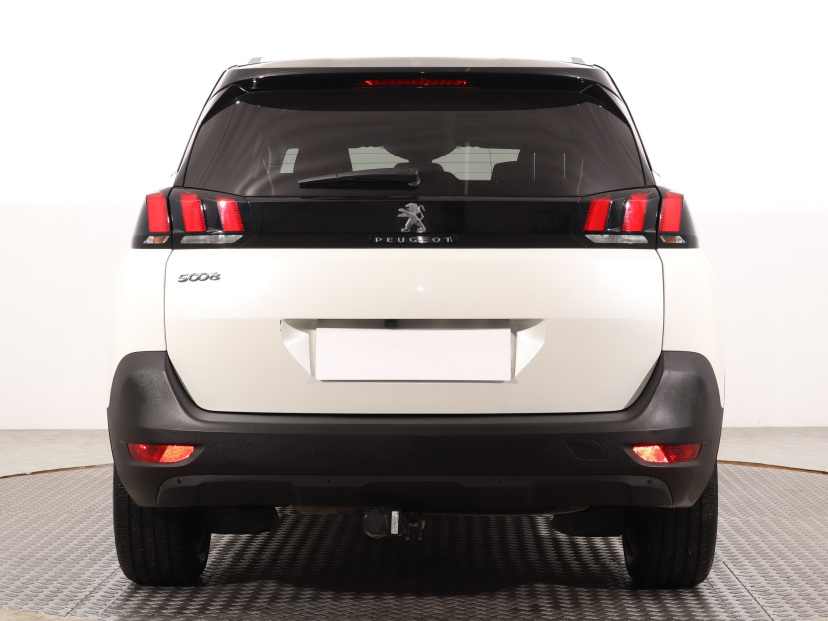 Peugeot 5008, 2020