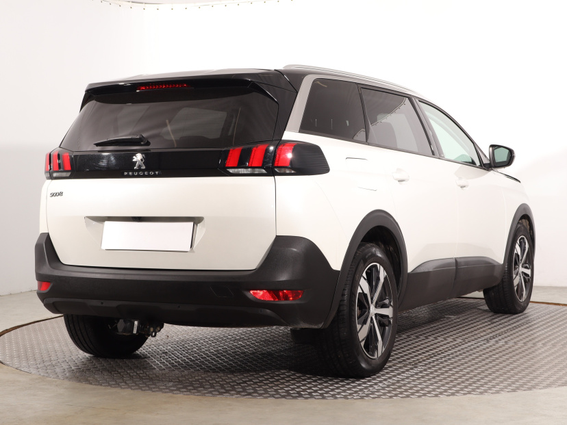 Peugeot 5008, 2020