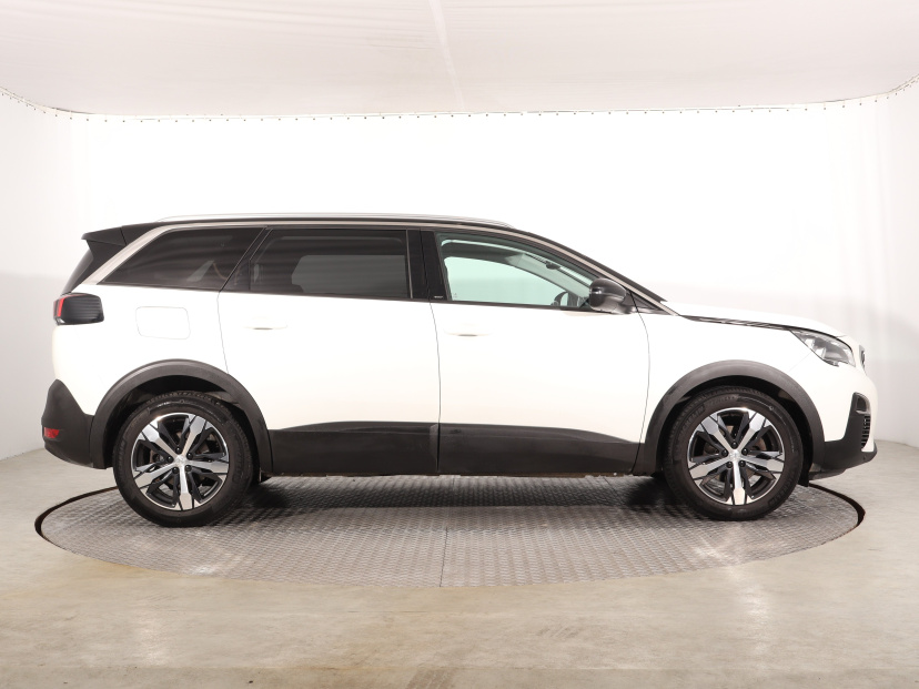 Peugeot 5008, 2020