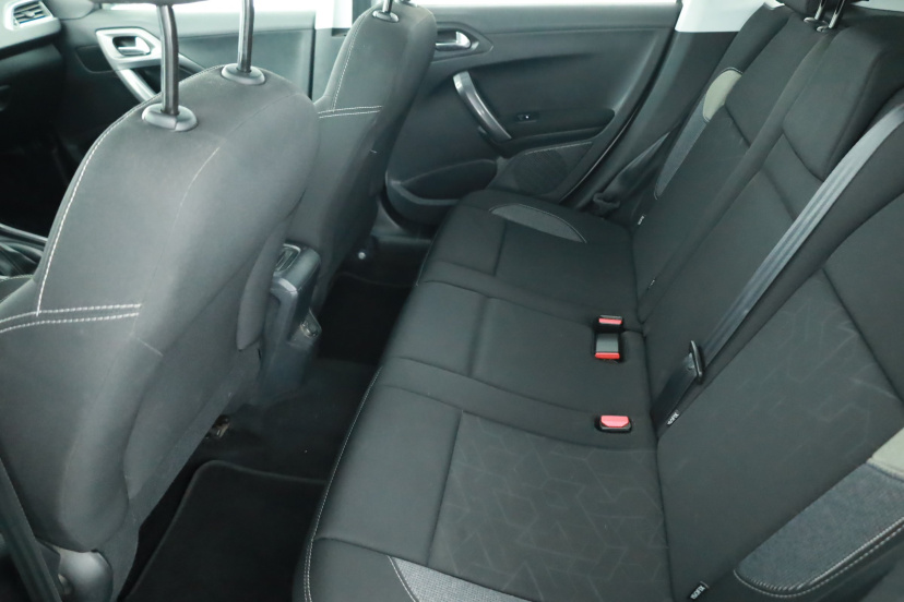 Peugeot 2008, 2017