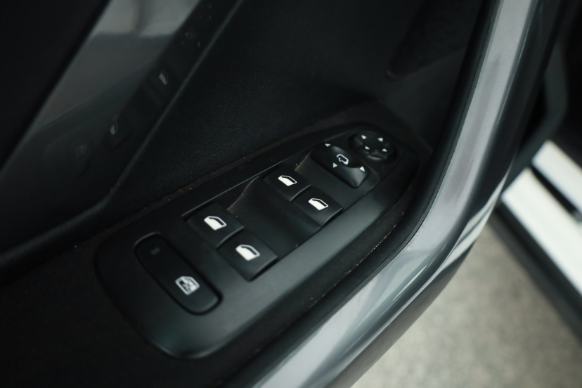 Peugeot 2008, 2017