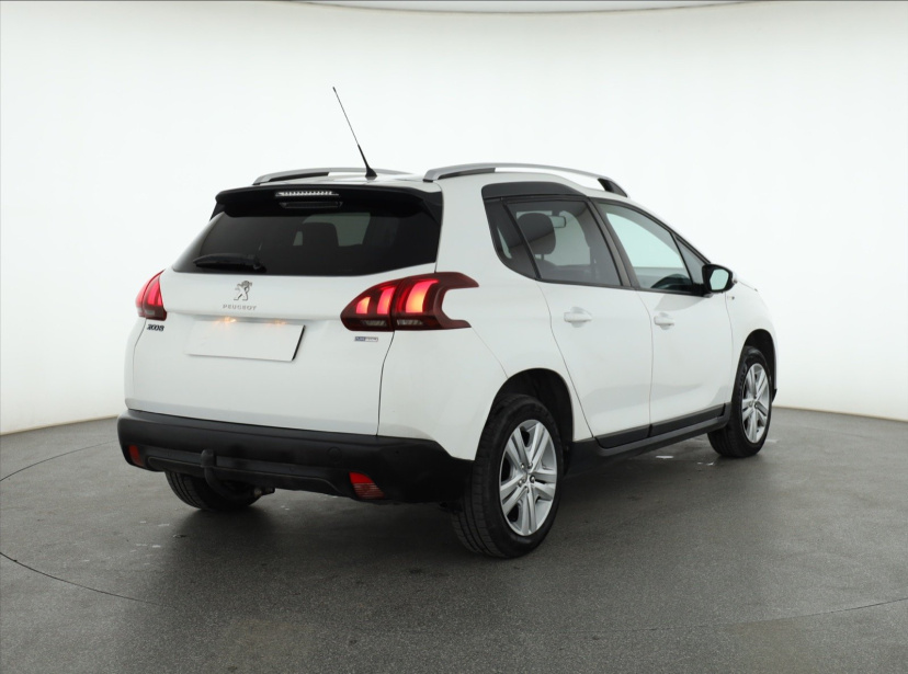 Peugeot 2008, 2017