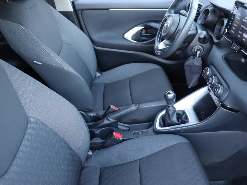 Toyota Yaris, 2024