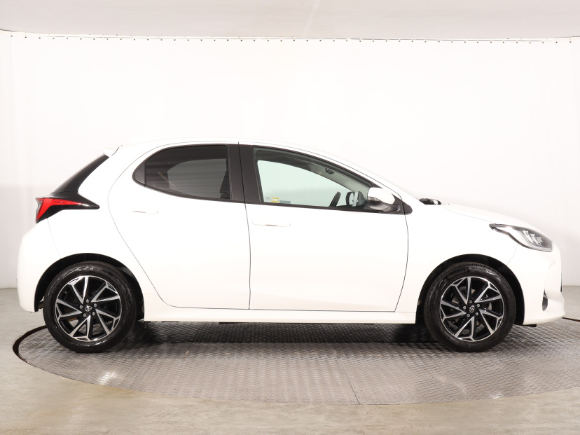 Toyota Yaris, 2024