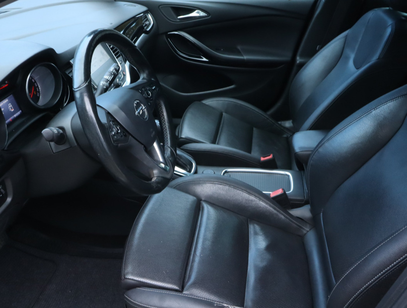 Opel Astra, 2016