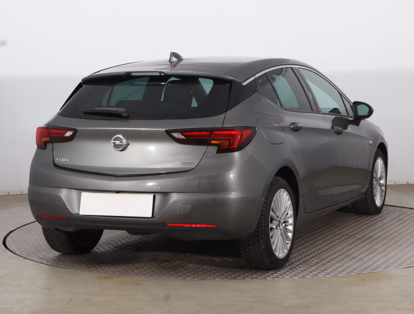 Opel Astra, 2016