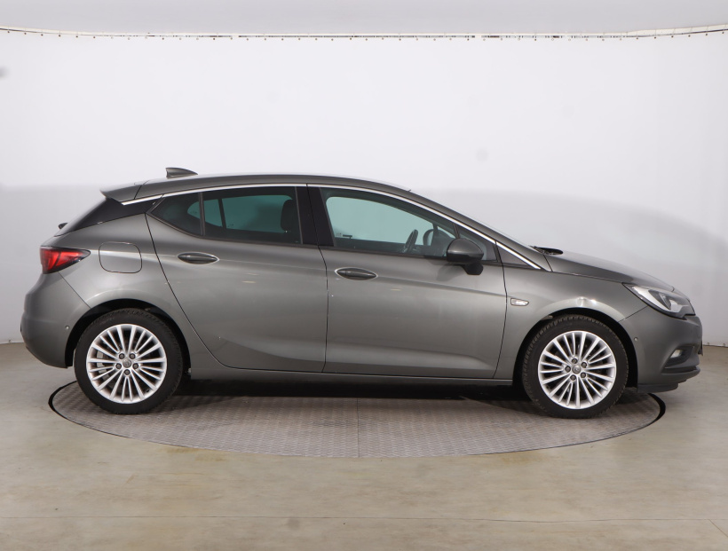 Opel Astra, 2016