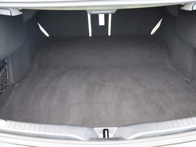 Mercedes-Benz C, 2016