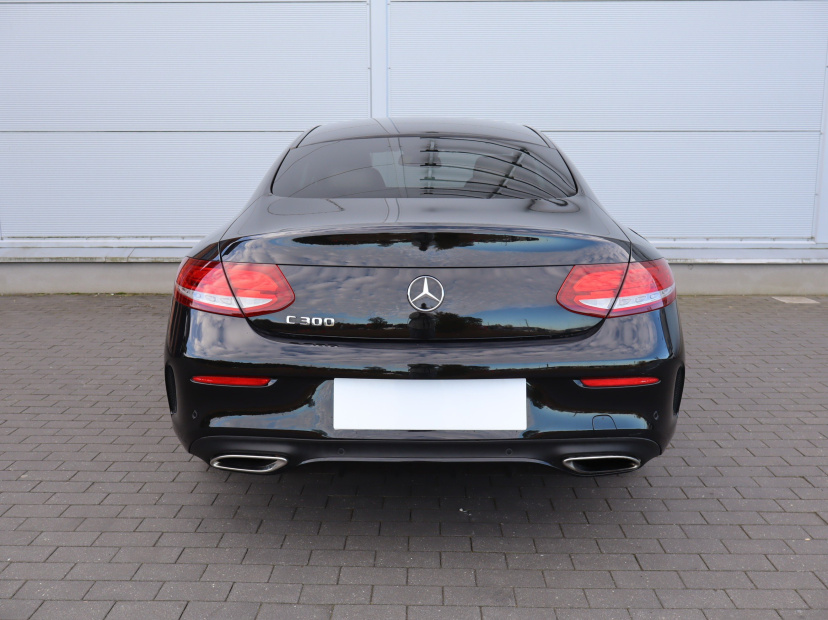 Mercedes-Benz C, 2016
