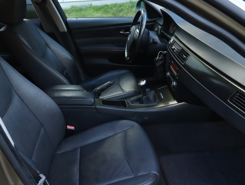 BMW 3, 2006