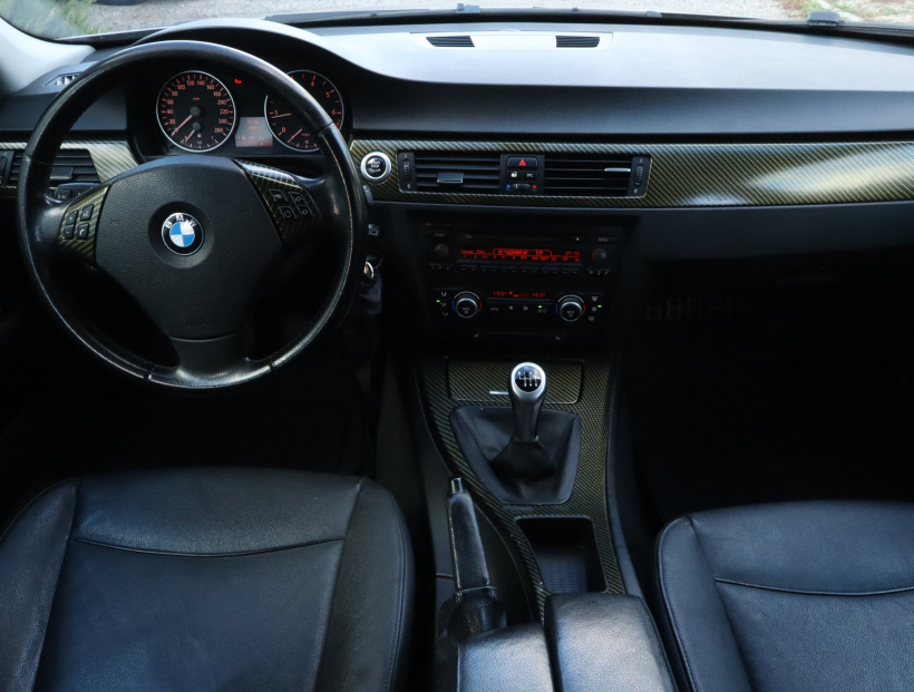 BMW 3, 2006