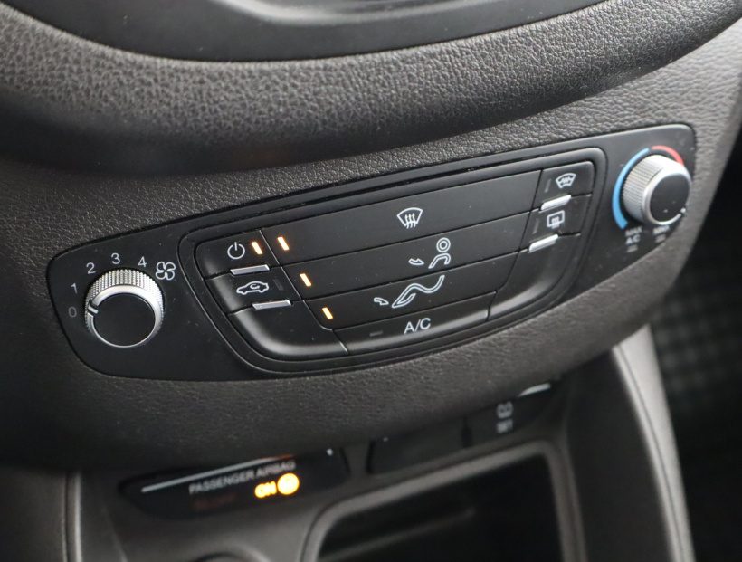 Ford Transit Courier, 2017