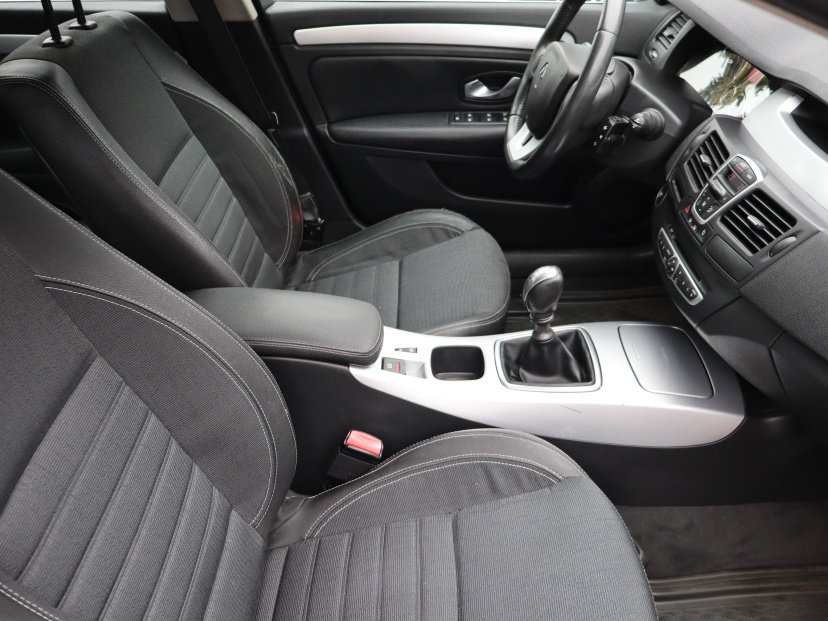 Renault Laguna, 2008