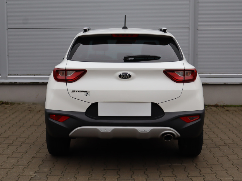 Kia Stonic, 2021