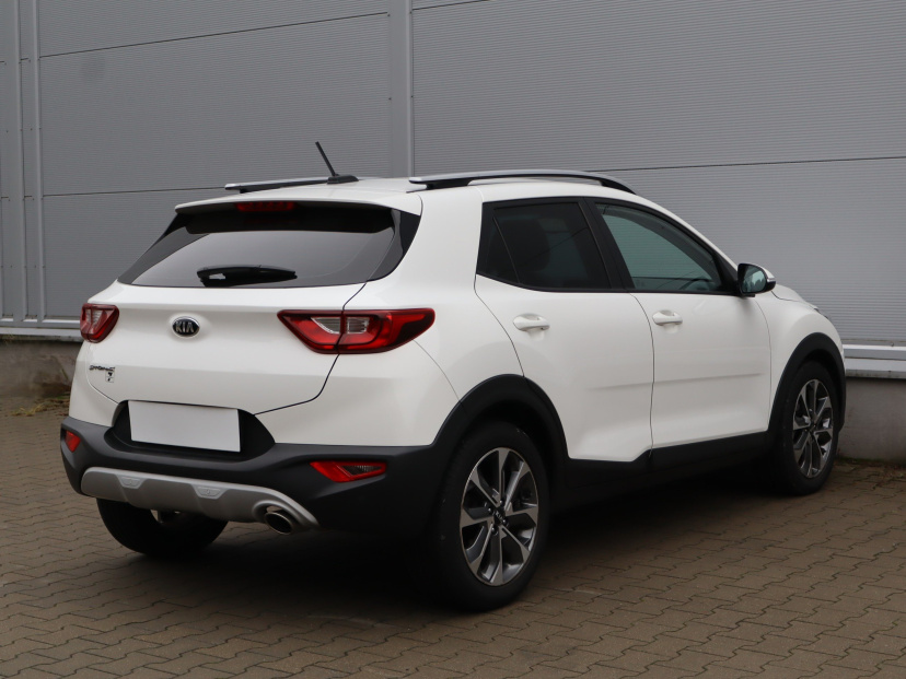 Kia Stonic, 2021