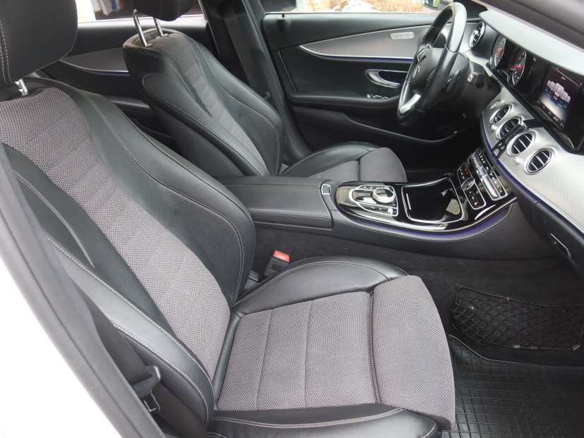 Mercedes-Benz E, 2016