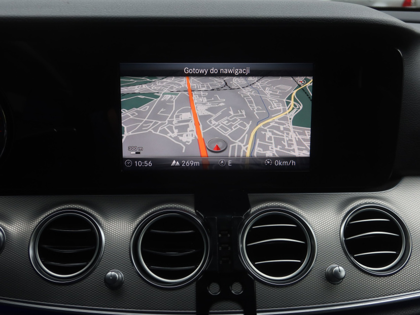 Mercedes-Benz E, 2016