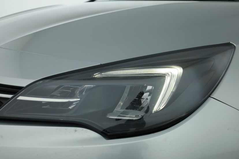 Opel Astra, 2021
