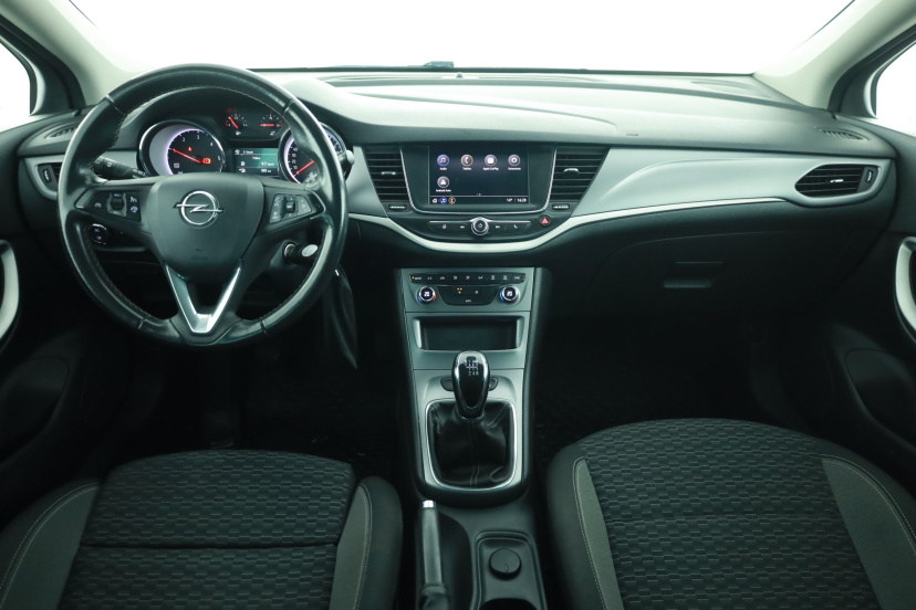 Opel Astra, 2021