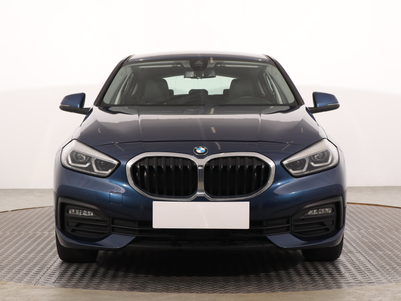 BMW 1, 2021