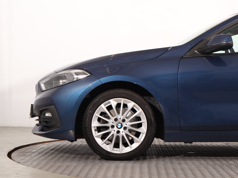 BMW 1, 2021