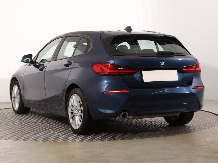 BMW 1, 2021