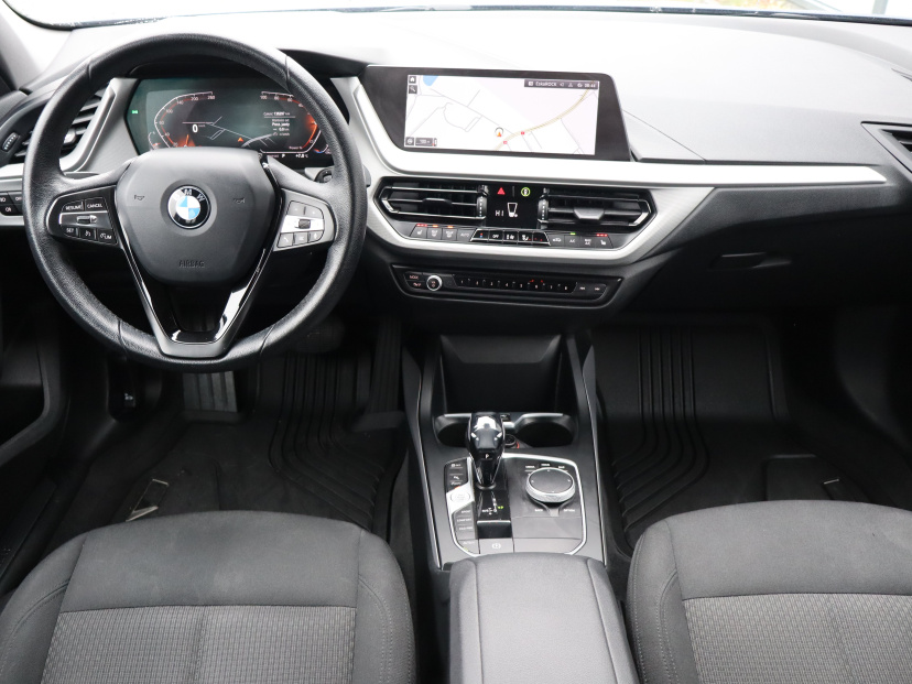 BMW 1, 2021