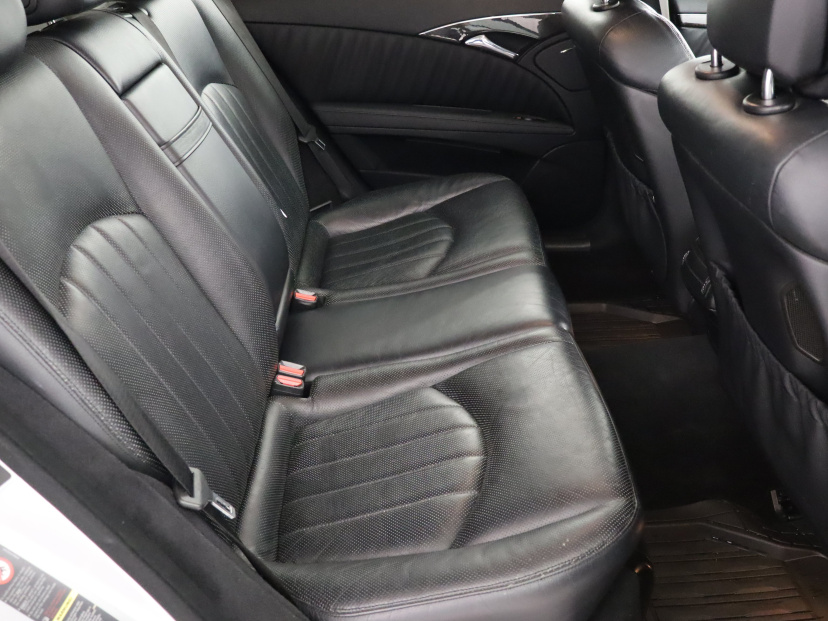Mercedes-Benz E, 2008