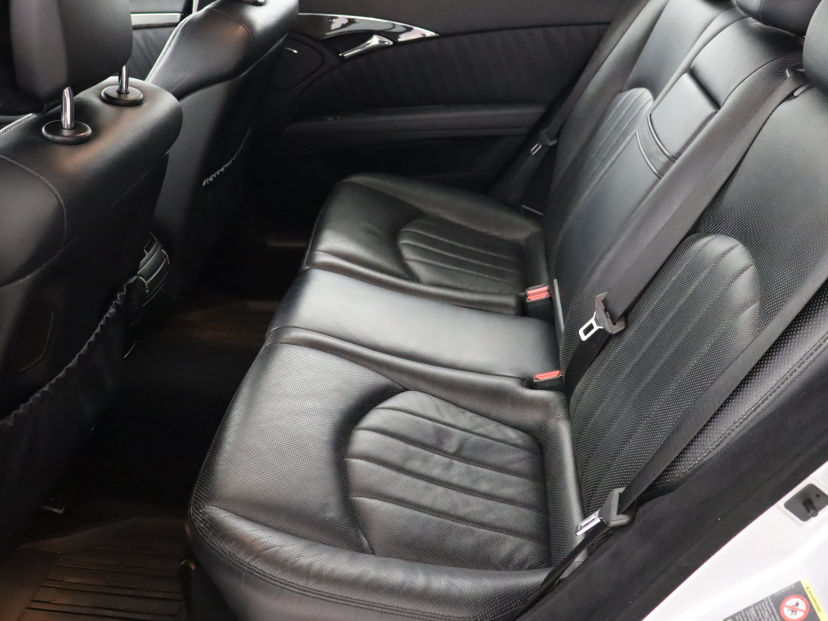 Mercedes-Benz E, 2008