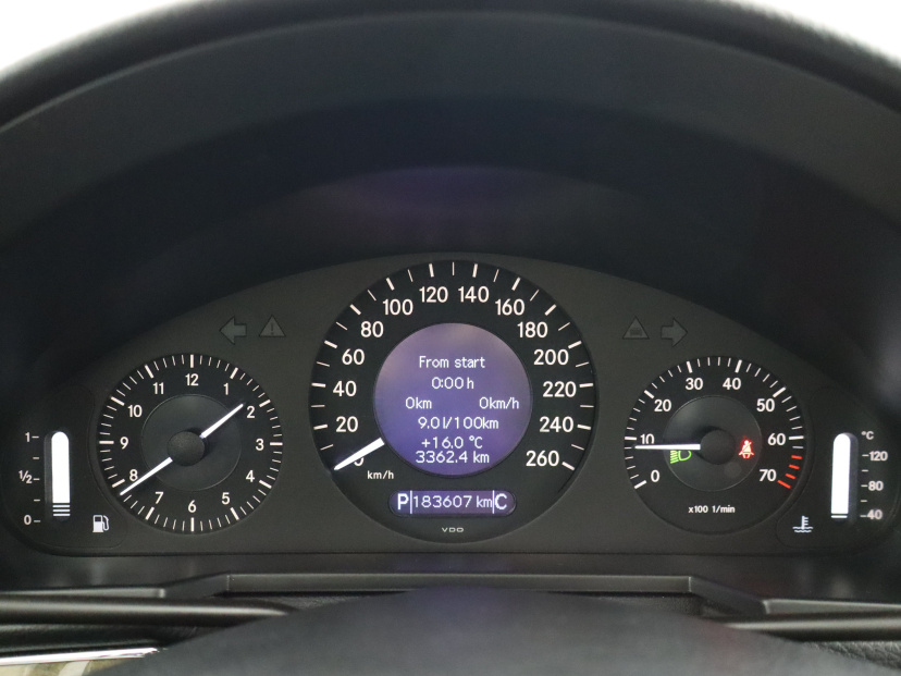 Mercedes-Benz E, 2008
