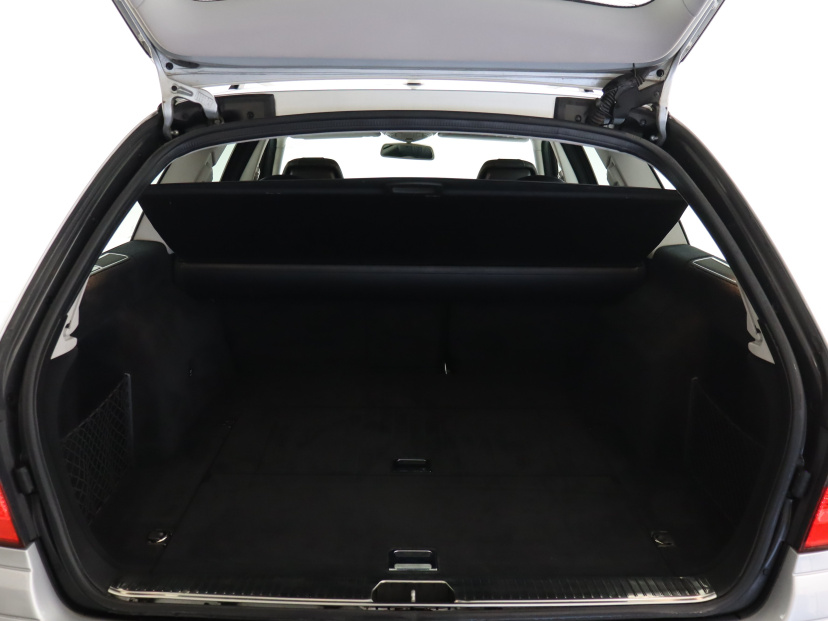 Mercedes-Benz E, 2008