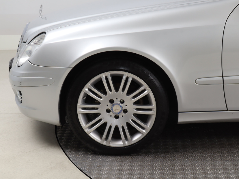 Mercedes-Benz E, 2008