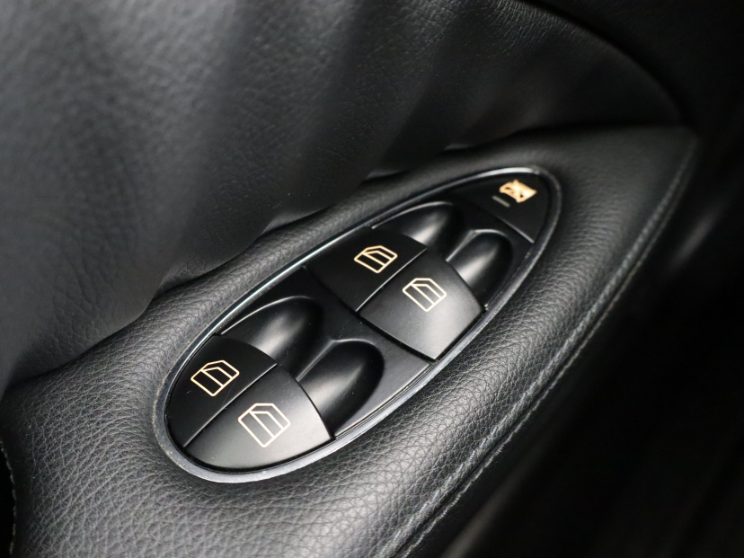 Mercedes-Benz E, 2008