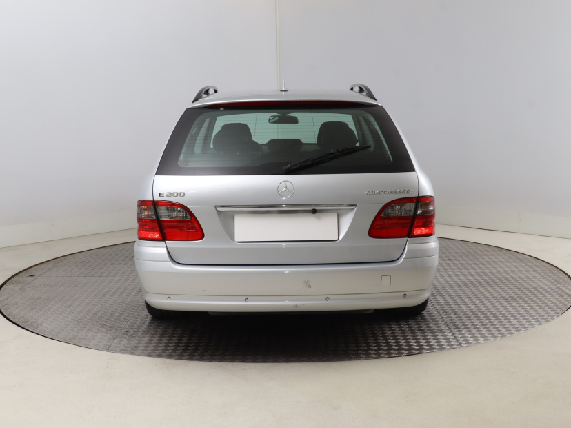 Mercedes-Benz E, 2008