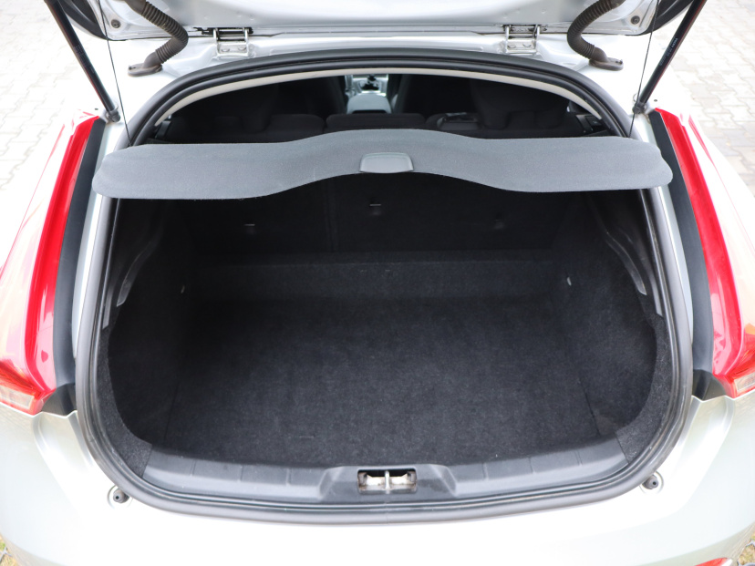 Volvo V40, 2014
