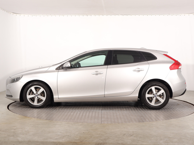 Volvo V40, 2014