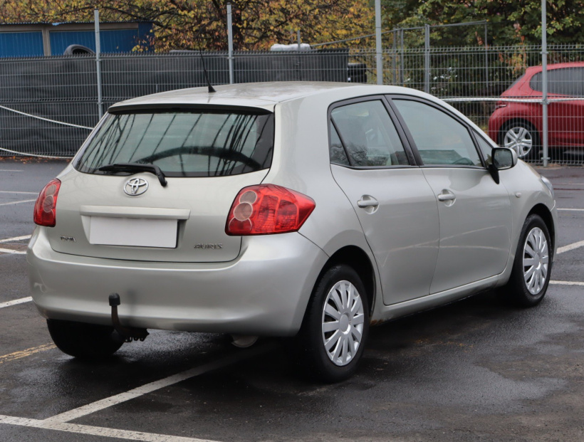 Toyota Auris, 2007