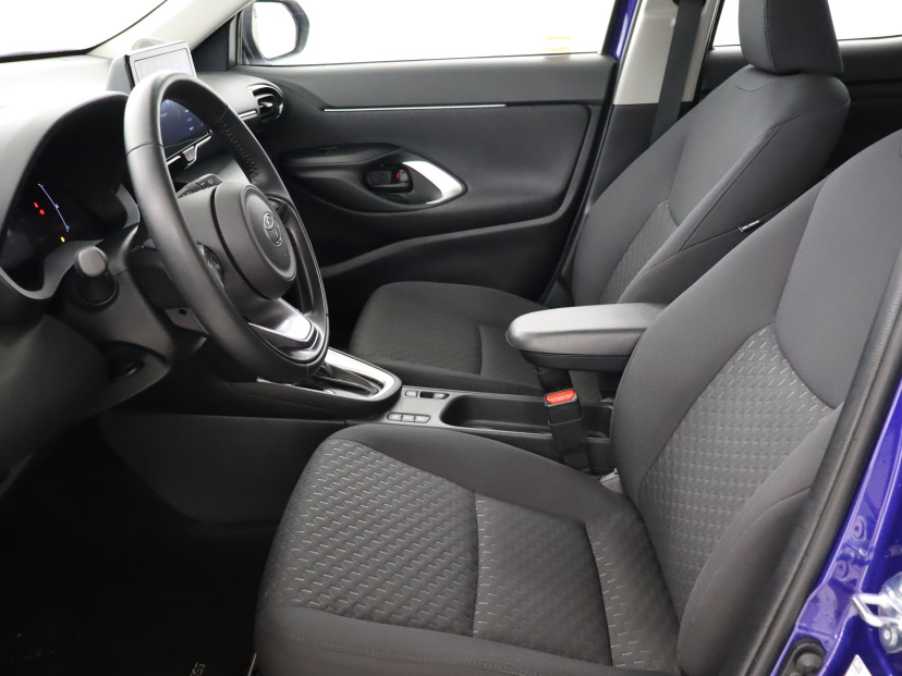 Toyota Yaris Cross, 2025