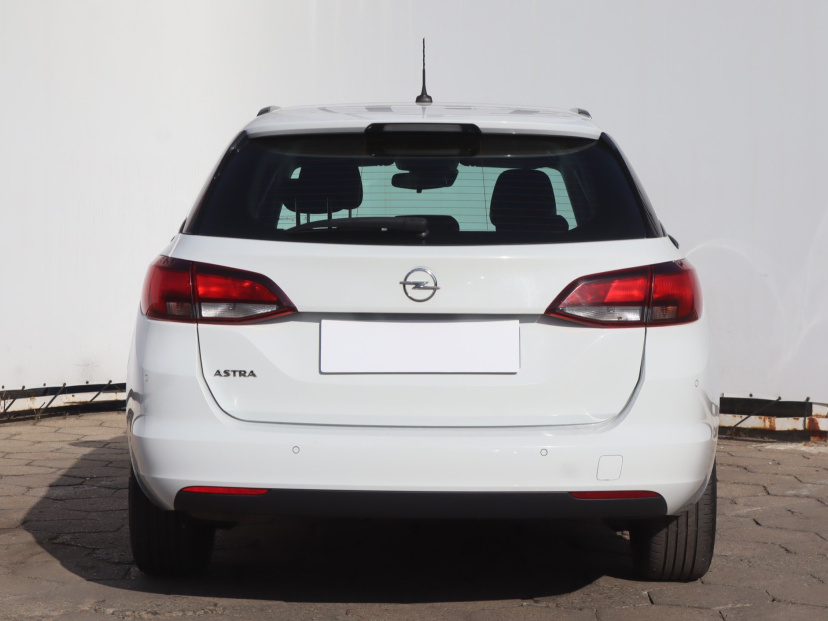 Opel Astra, 2021