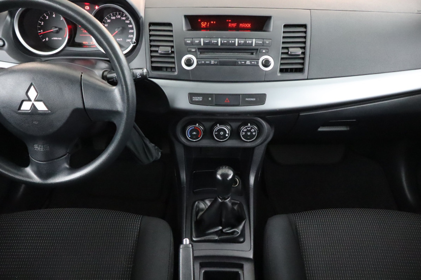 Mitsubishi Lancer, 2011