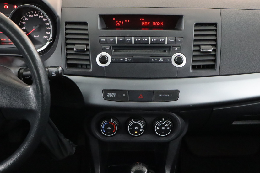 Mitsubishi Lancer, 2011