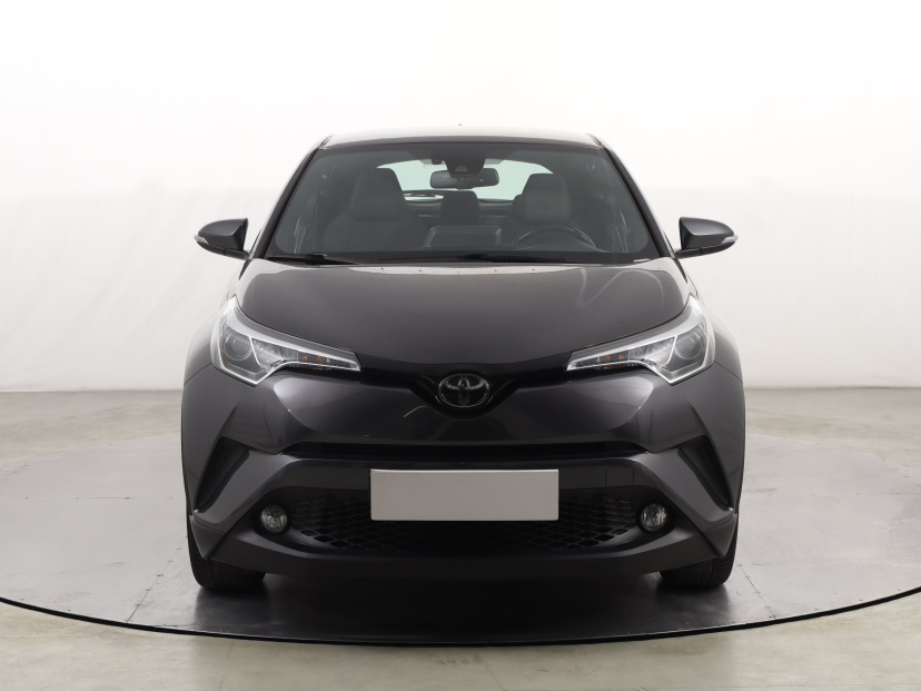 Toyota C-HR, 2018
