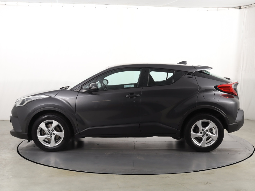 Toyota C-HR, 2018